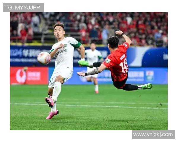 成都羽毛球队在钻石联赛积分榜上以72分稳居第一展现强劲实力